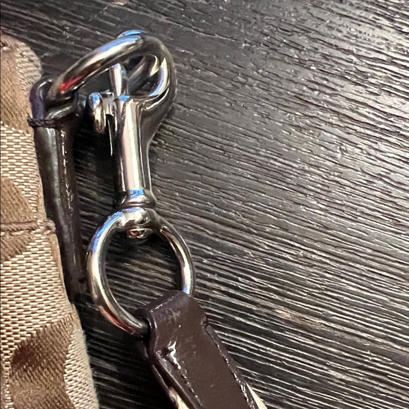 Coach Beige and Brown Signature Crossbody Bag - Picture 7 of 10